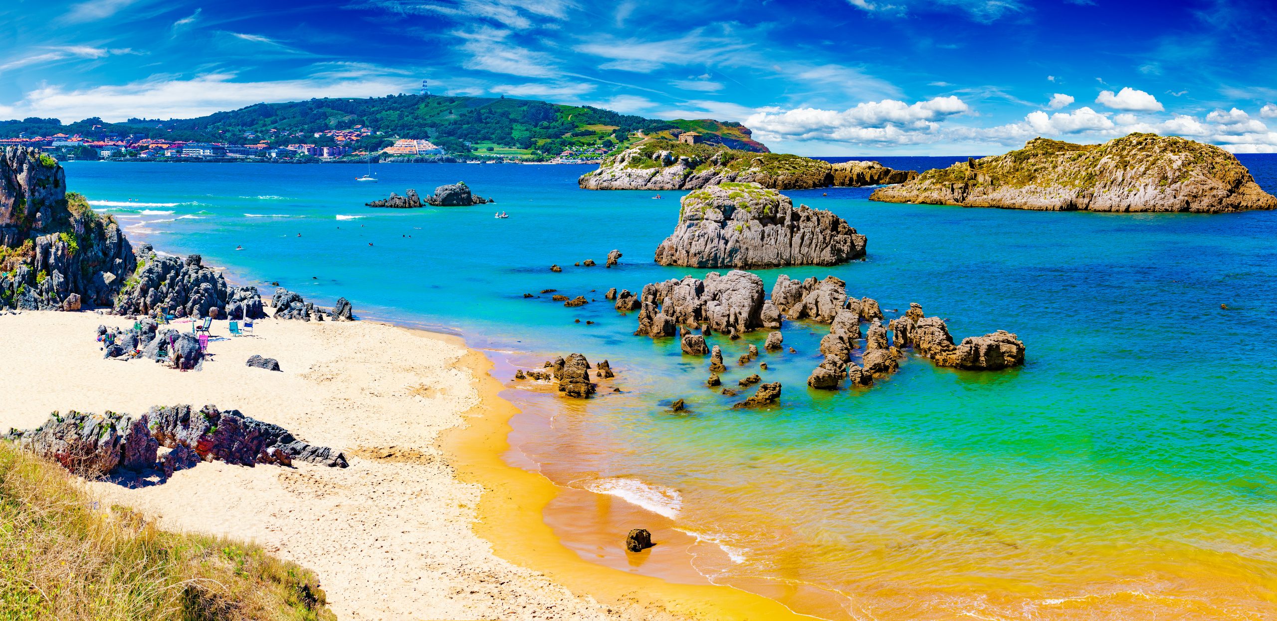 Noja,Beach,In,Cantabria,spain.scenic,Coasts,And,Coastal,Towns,In,Northern
